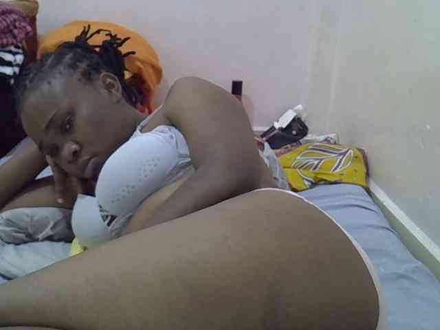 Ebonybootygirl webcam