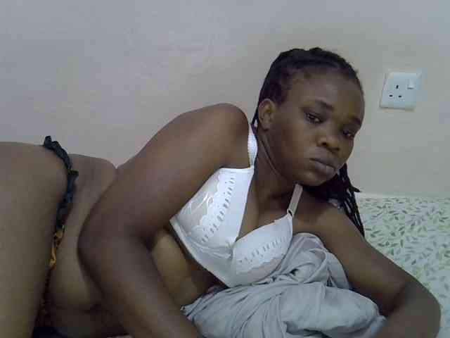 Ebonybootygirl webcam