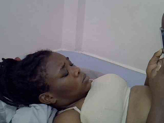 Ebonybootygirl webcam