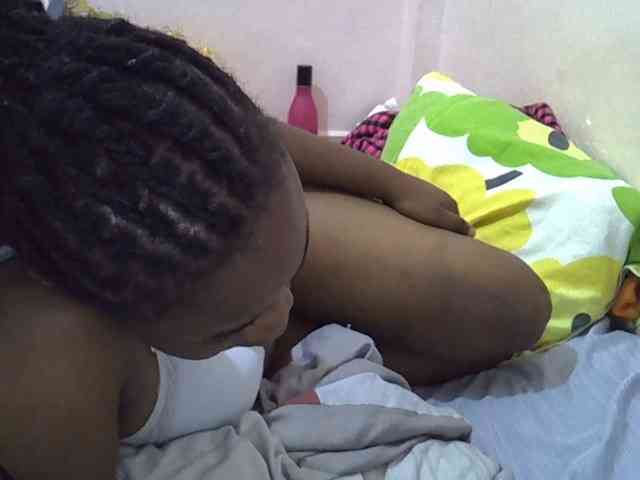 Ebonybootygirl webcam