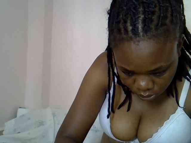 Ebonybootygirl webcam