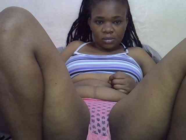 Ebonybootygirl webcam