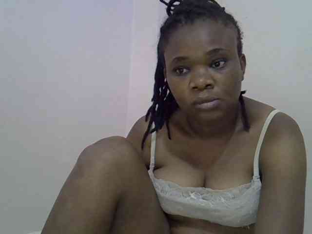 Ebonybootygirl webcam