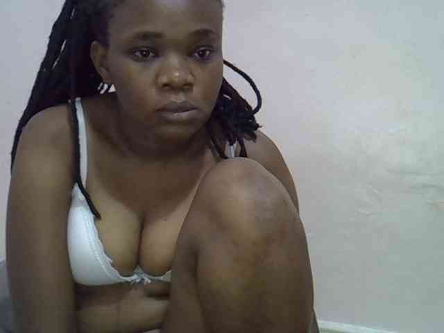 Ebonybootygirl webcam