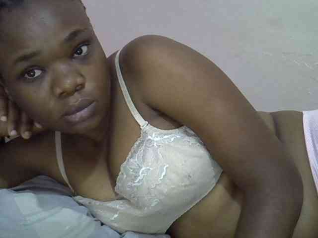 Ebonybootygirl webcam