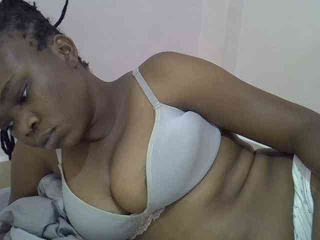 Ebonybootygirl webcam