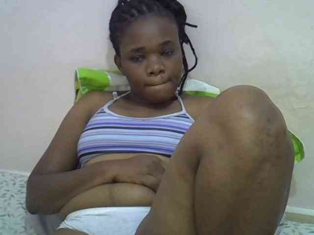 Ebonybootygirl webcam