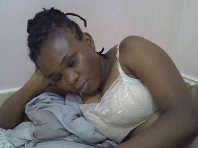 Ebonybootygirl webcam