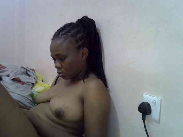 Ebonybootygirl webcam