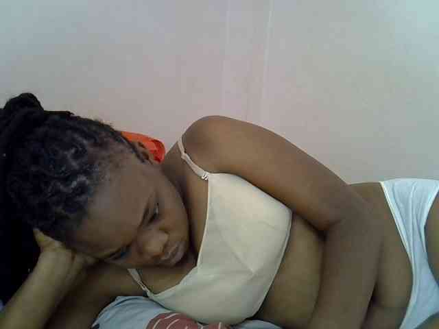 Ebonybootygirl webcam