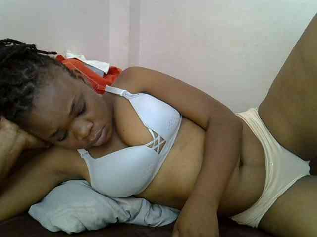 Ebonybootygirl webcam