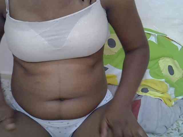 Ebonybootygirl webcam