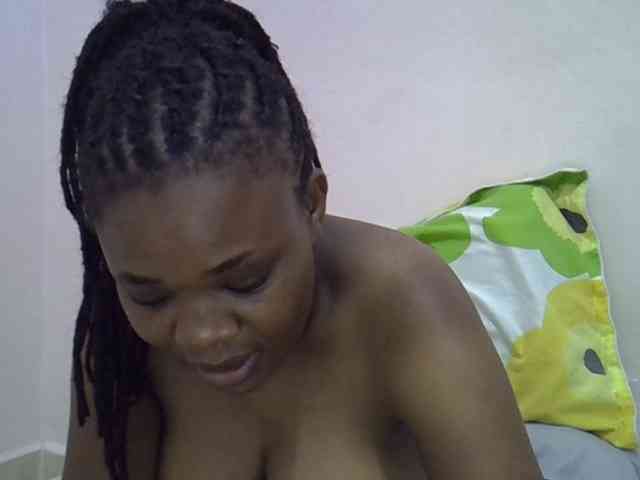 Ebonybootygirl webcam