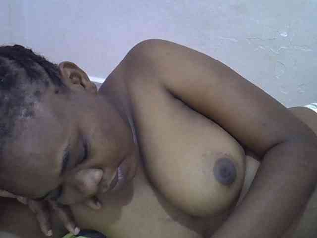 Ebonybootygirl webcam