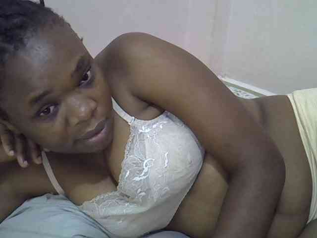 Ebonybootygirl webcam