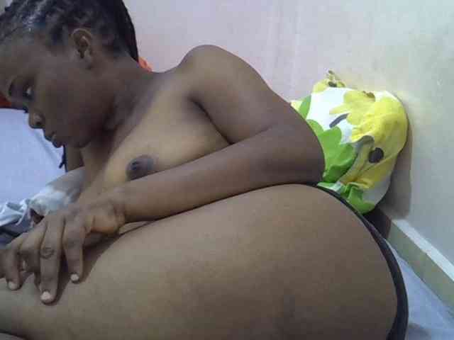 Ebonybootygirl webcam