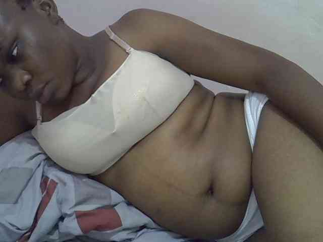 Ebonybootygirl webcam