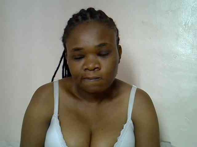 Ebonybootygirl webcam