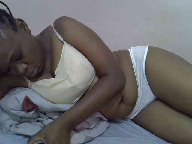 Ebonybootygirl webcam