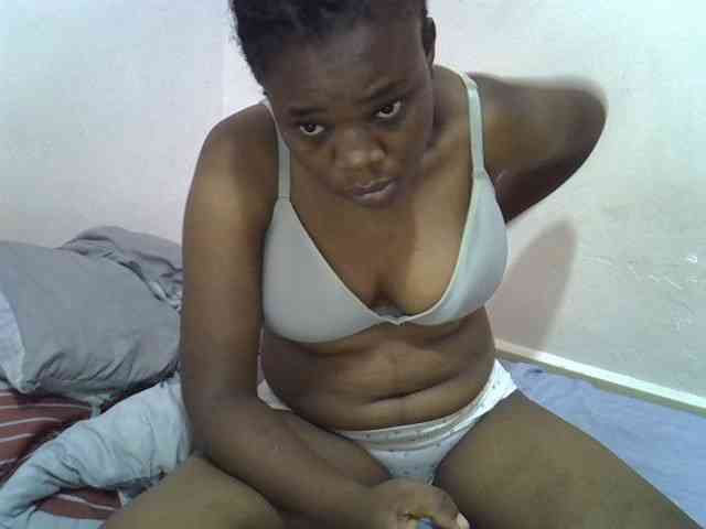 Ebonybootygirl webcam