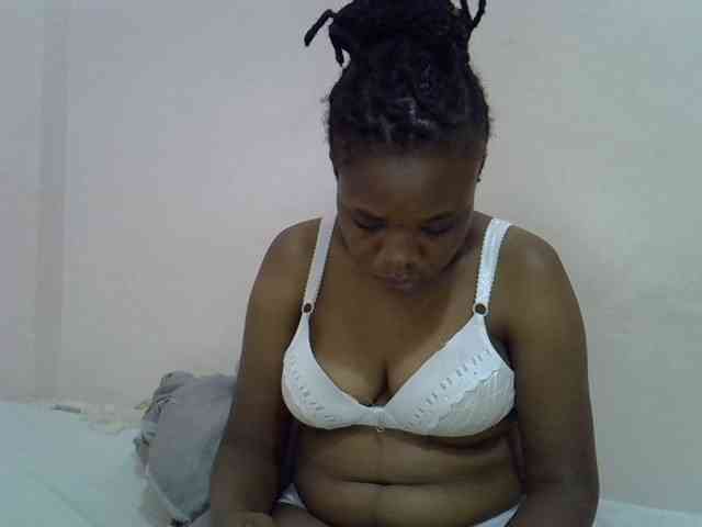 Ebonybootygirl webcam