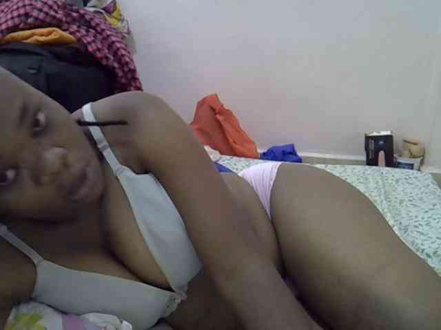 Ebonybootygirl webcam