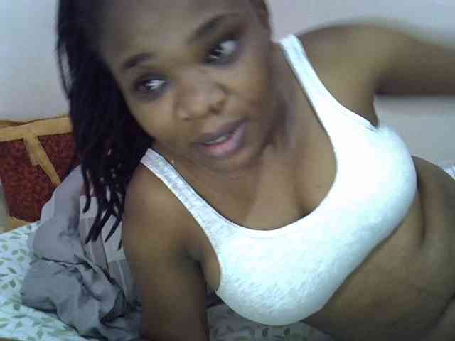 Ebonybootygirl webcam