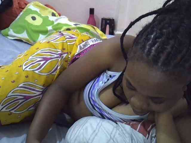 Ebonybootygirl webcam