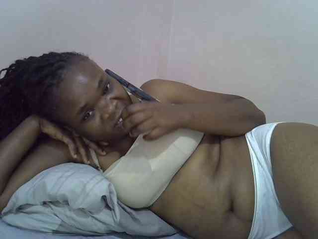 Ebonybootygirl webcam