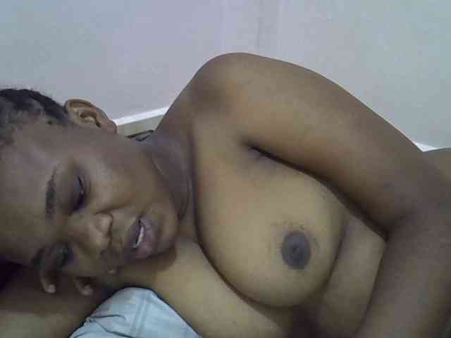 Ebonybootygirl webcam