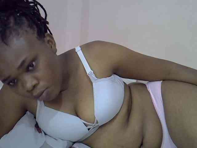 Ebonybootygirl webcam