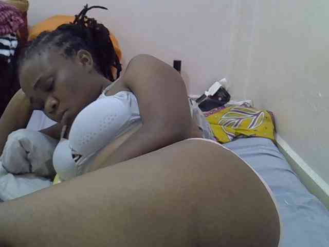 Ebonybootygirl webcam