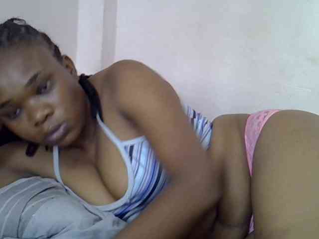 Ebonybootygirl webcam