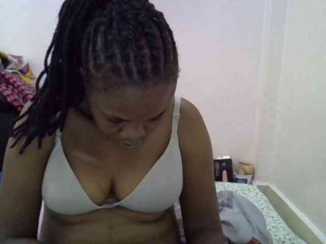 Ebonybootygirl webcam