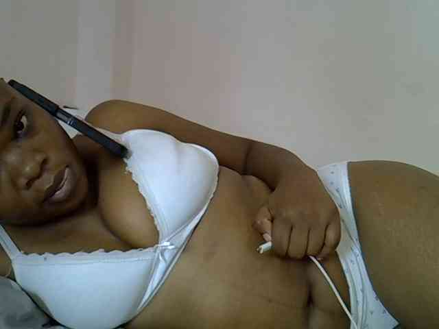 Ebonybootygirl webcam