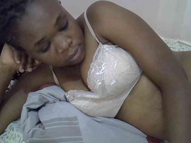 Ebonybootygirl webcam