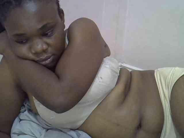 Ebonybootygirl webcam