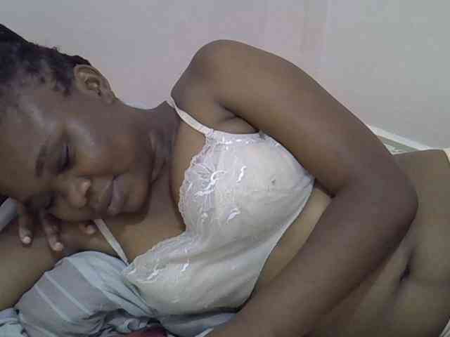 Ebonybootygirl webcam