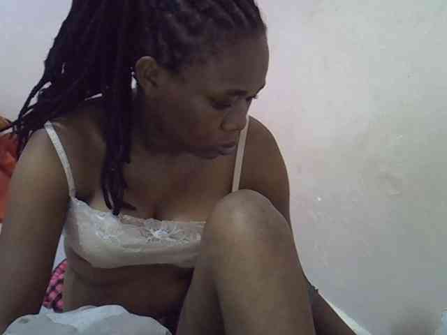 Ebonybootygirl webcam