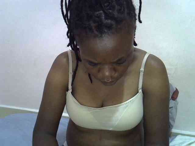 Ebonybootygirl webcam