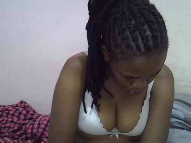 Ebonybootygirl webcam