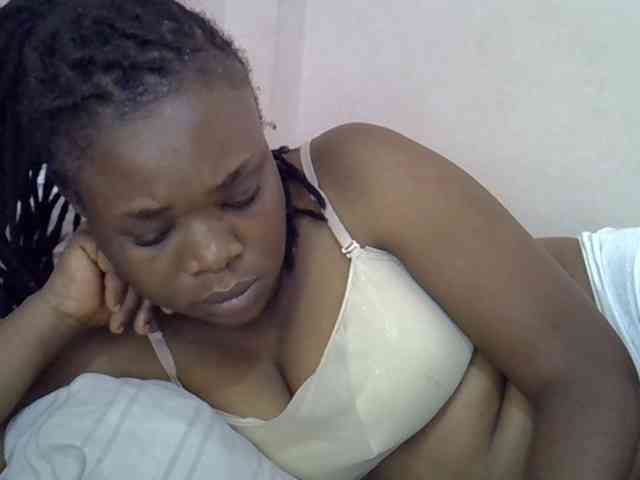 Ebonybootygirl webcam