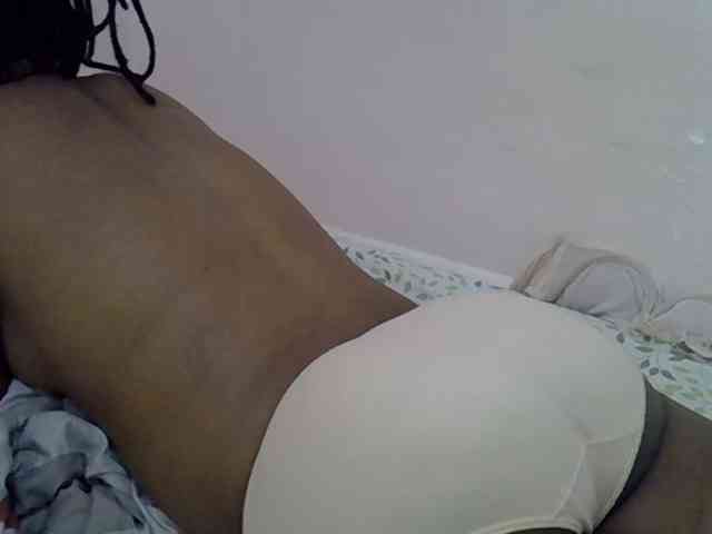 Ebonybootygirl webcam