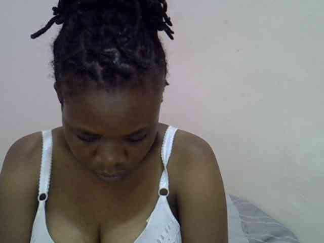 Ebonybootygirl webcam