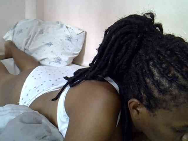 Ebonybootygirl webcam