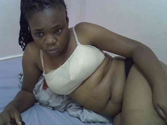 Ebonybootygirl webcam