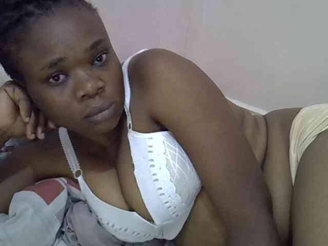 Ebonybootygirl webcam