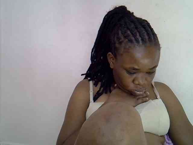 Ebonybootygirl webcam