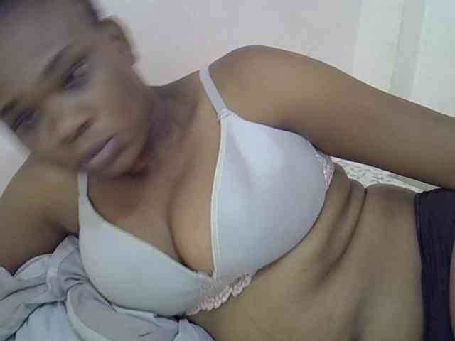 Ebonybootygirl webcam