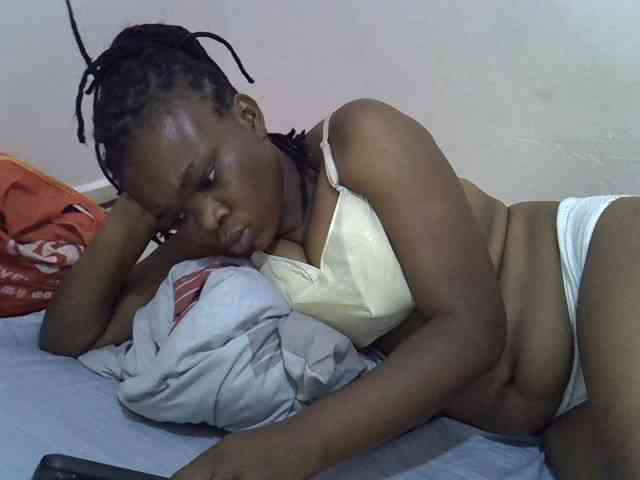 Ebonybootygirl webcam